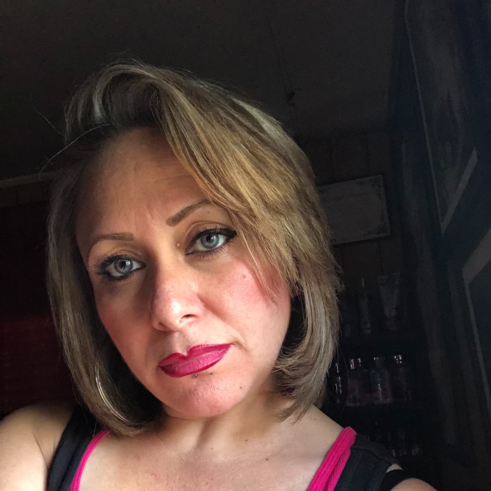 Meet your Posher, Virginia